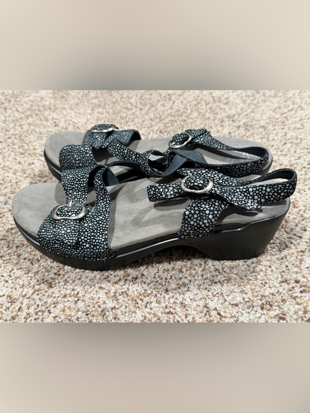 Dansko Sandi Strap Sandals Shagreen Black Pebble Slingback Wedge Size 40